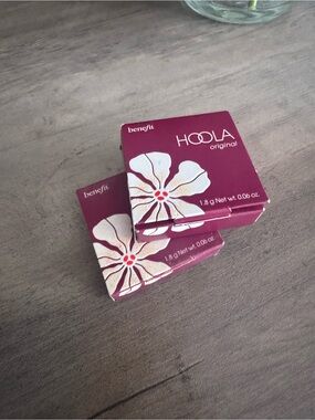 NWT 2 Benefit Cosmetics Compact travel Bronzers